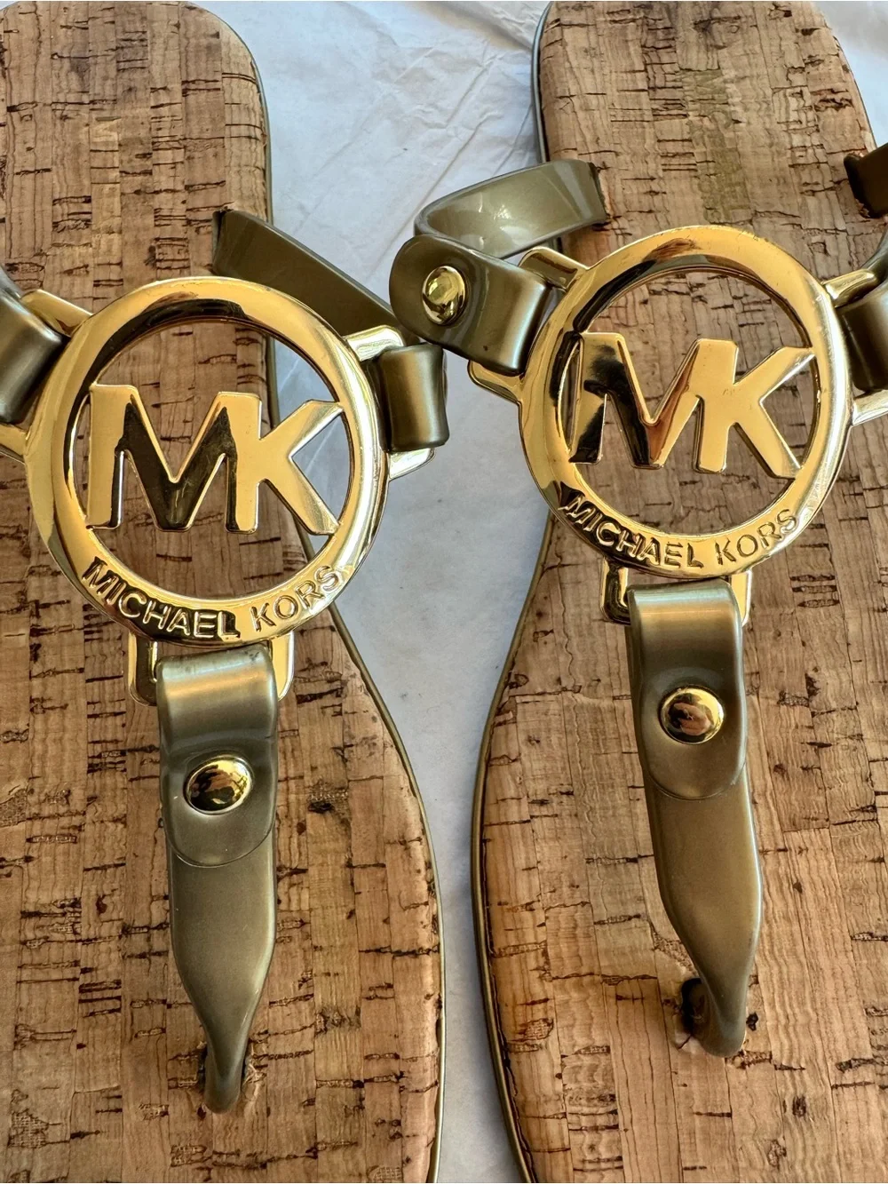 Michael Kors Jelly & Cork Flip Flops MK Charm Logo Sandals Pewter & Gold 6